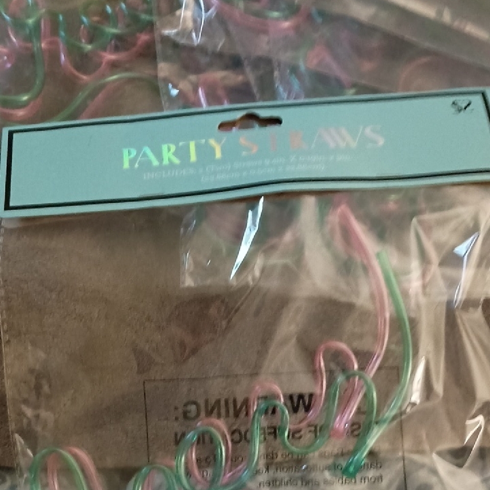 Pink and Green Disposable Tableware Party Set